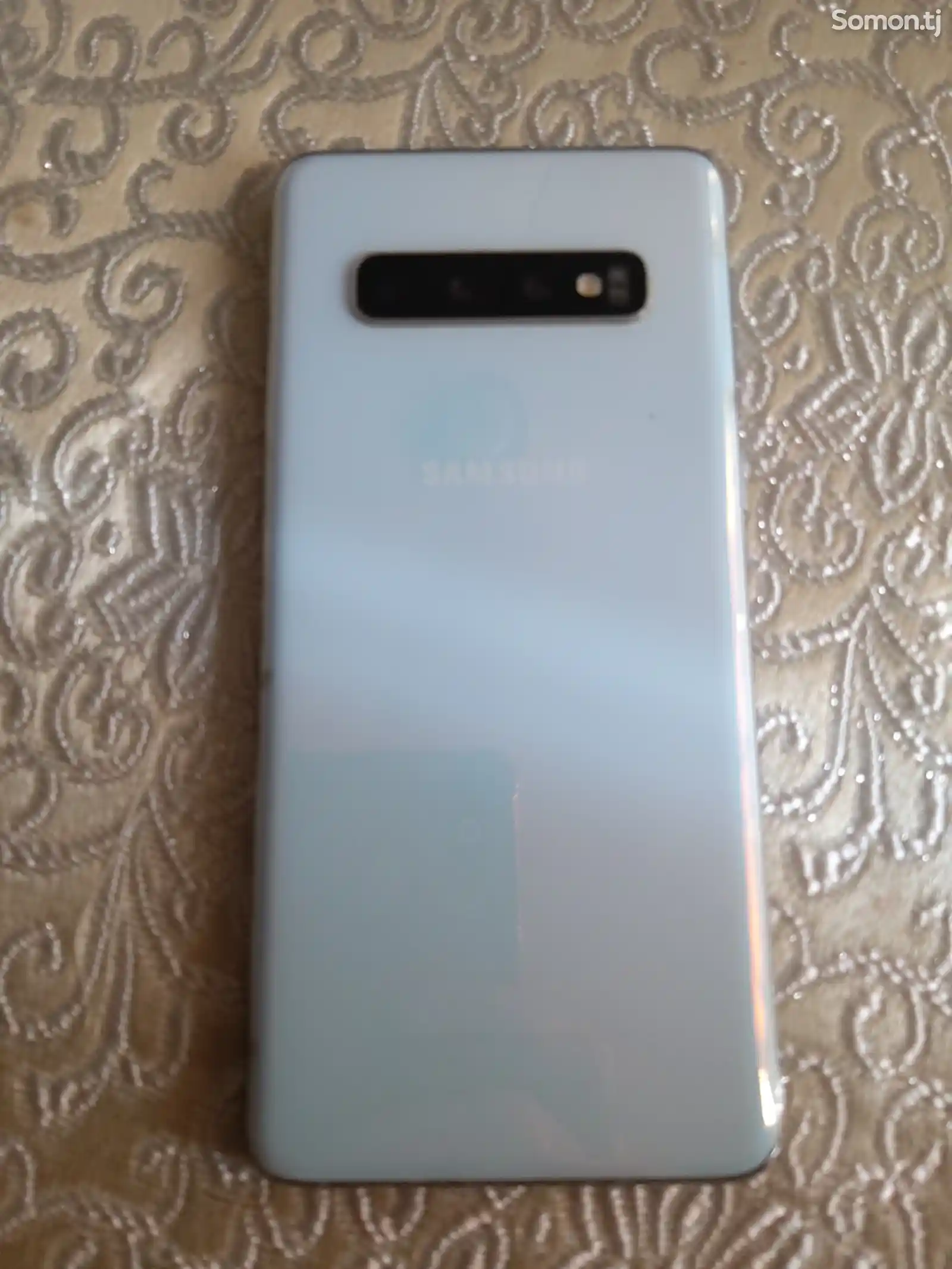 Samsung Galaxy S10-1