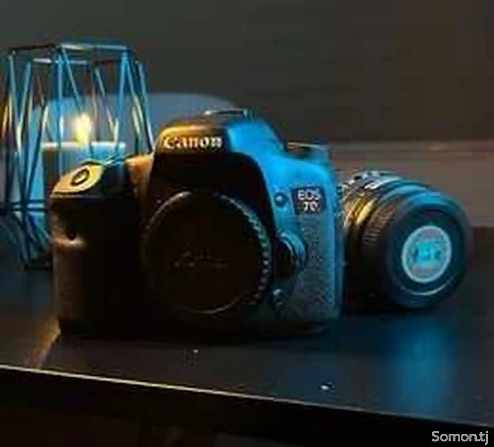 Фотоаппарат Canon 7D с объективом 18-85 mm и вспышкой-3