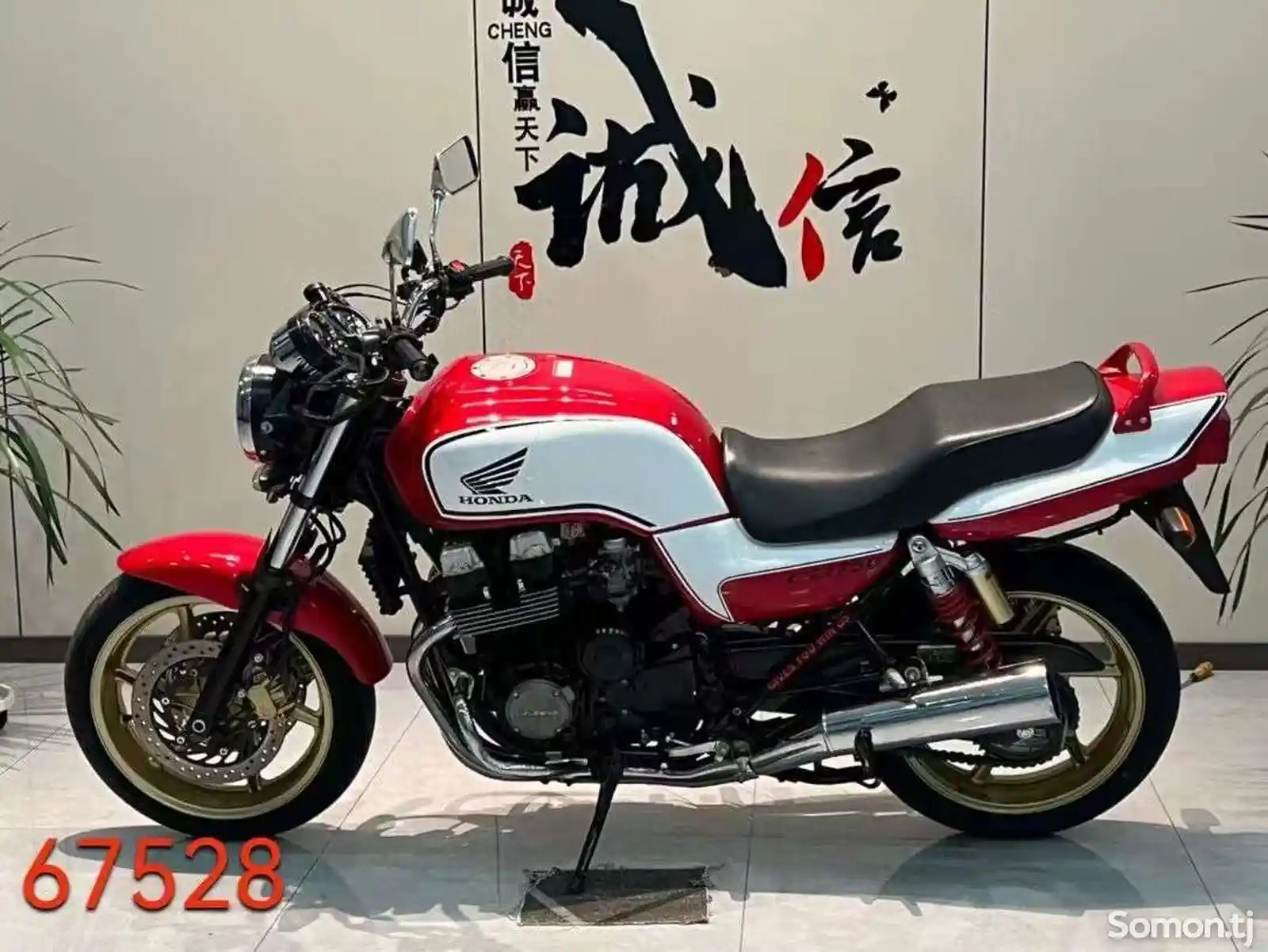 Мотоцикл Honda CB750 на заказ-4