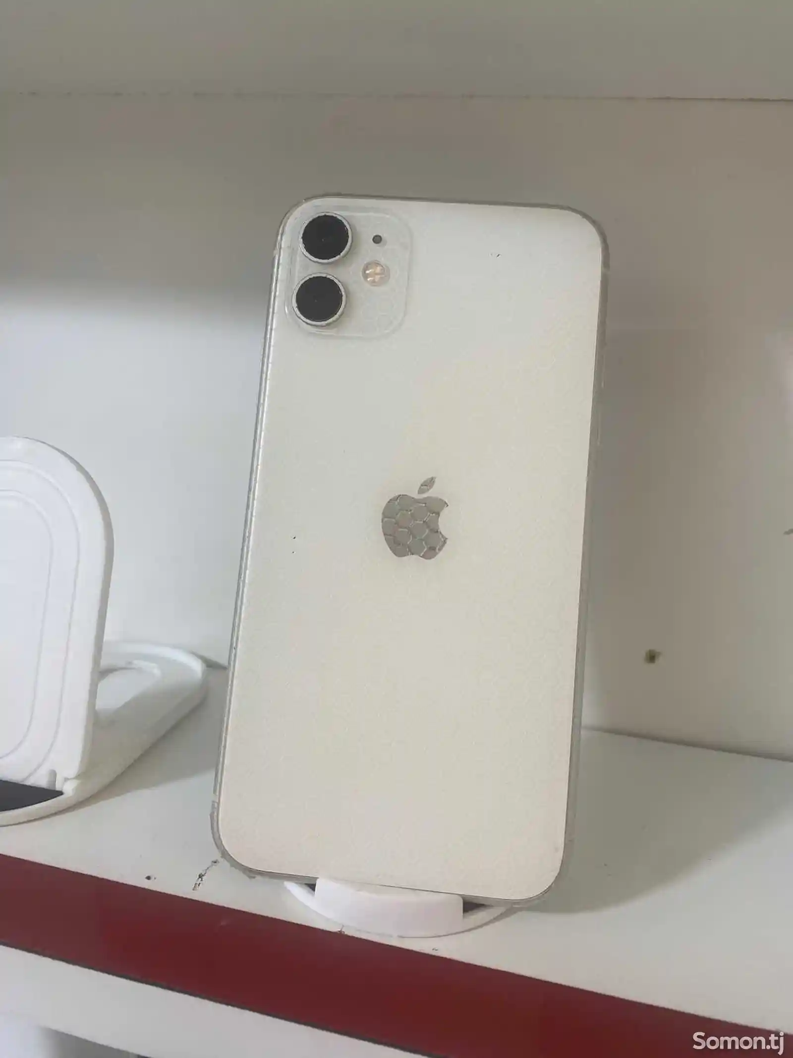 Apple iPhone 11, 64 gb, White-1