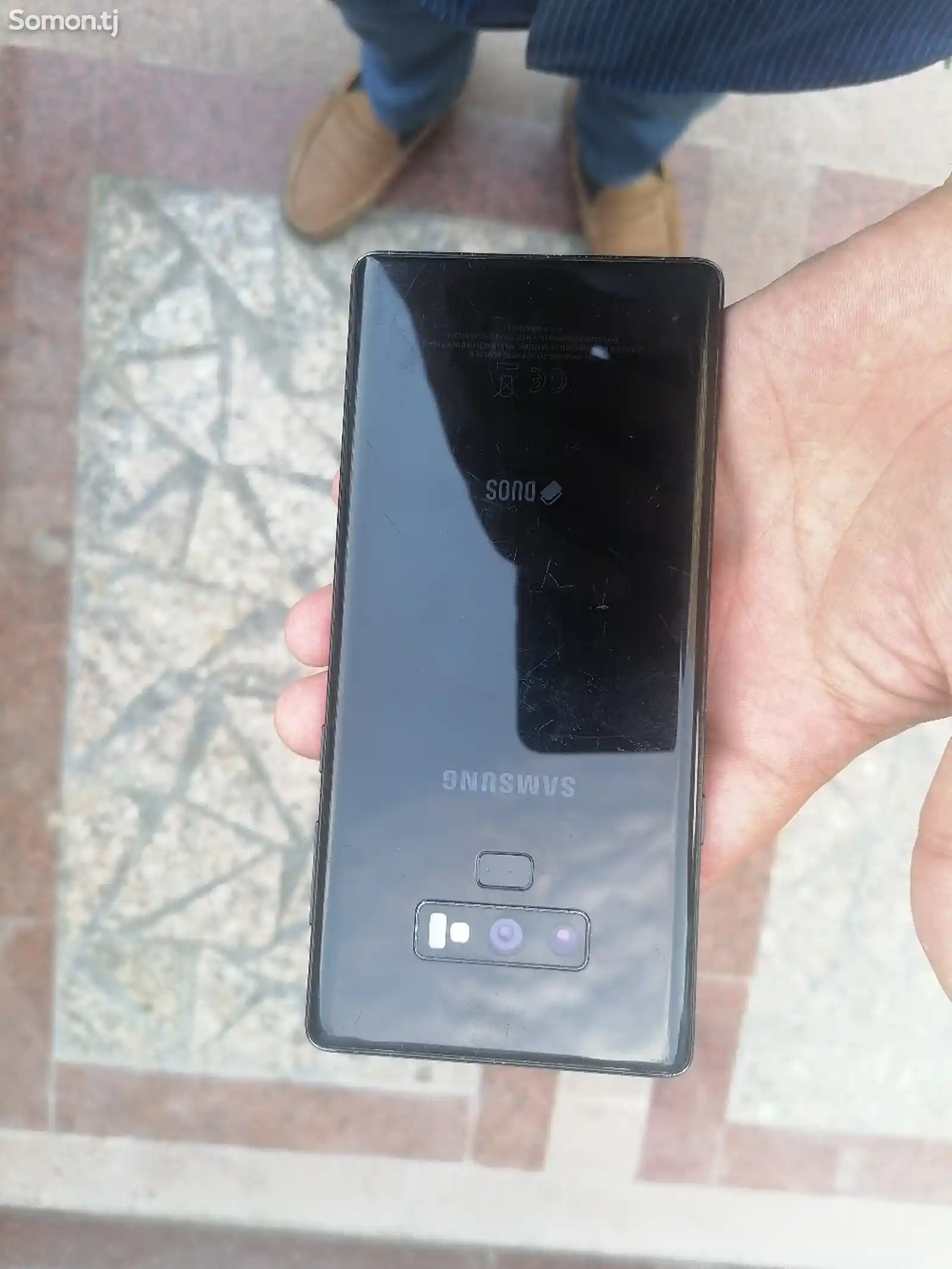 Samsung Galaxy Note 9-2