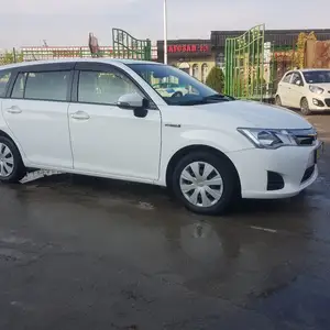 Toyota Fielder, 2014