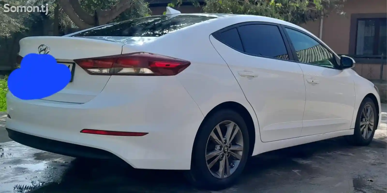 Hyundai Elantra, 2017-1