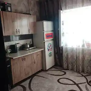 1-комн. квартира, 2 этаж, 30 м², поëни Корвон, кучаи Кахрамон