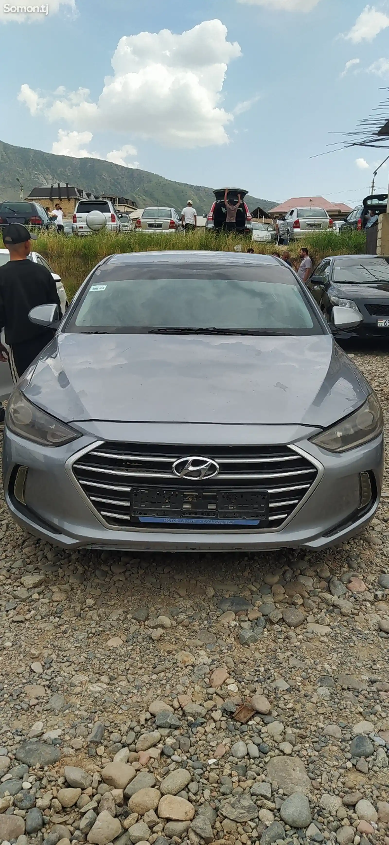 Hyundai Elantra, 2017-8