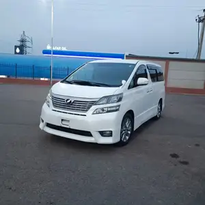 Toyota Vellfire, 2014