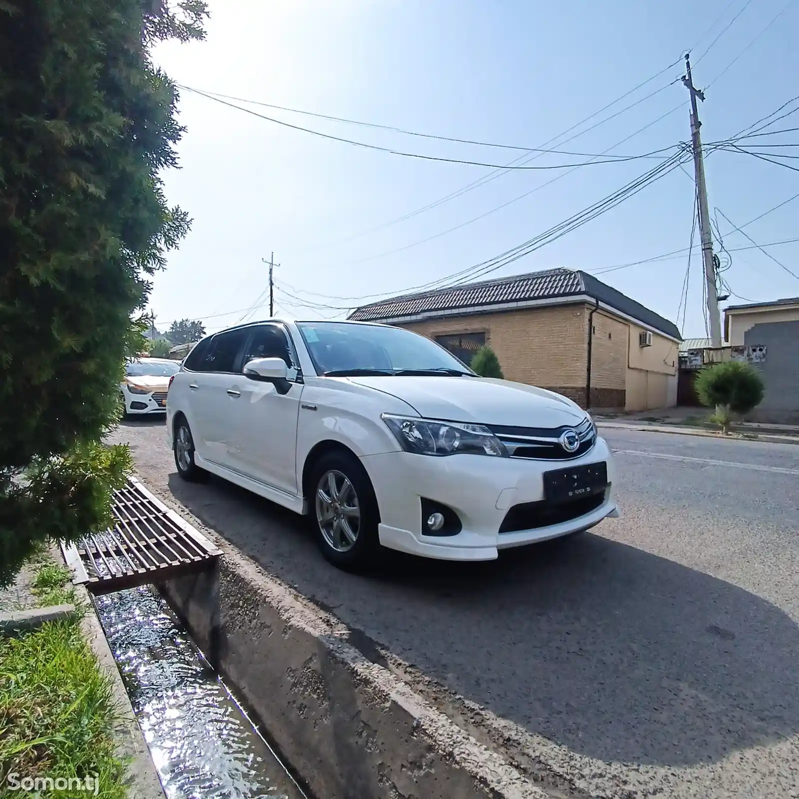 Toyota Fielder, 2014-4