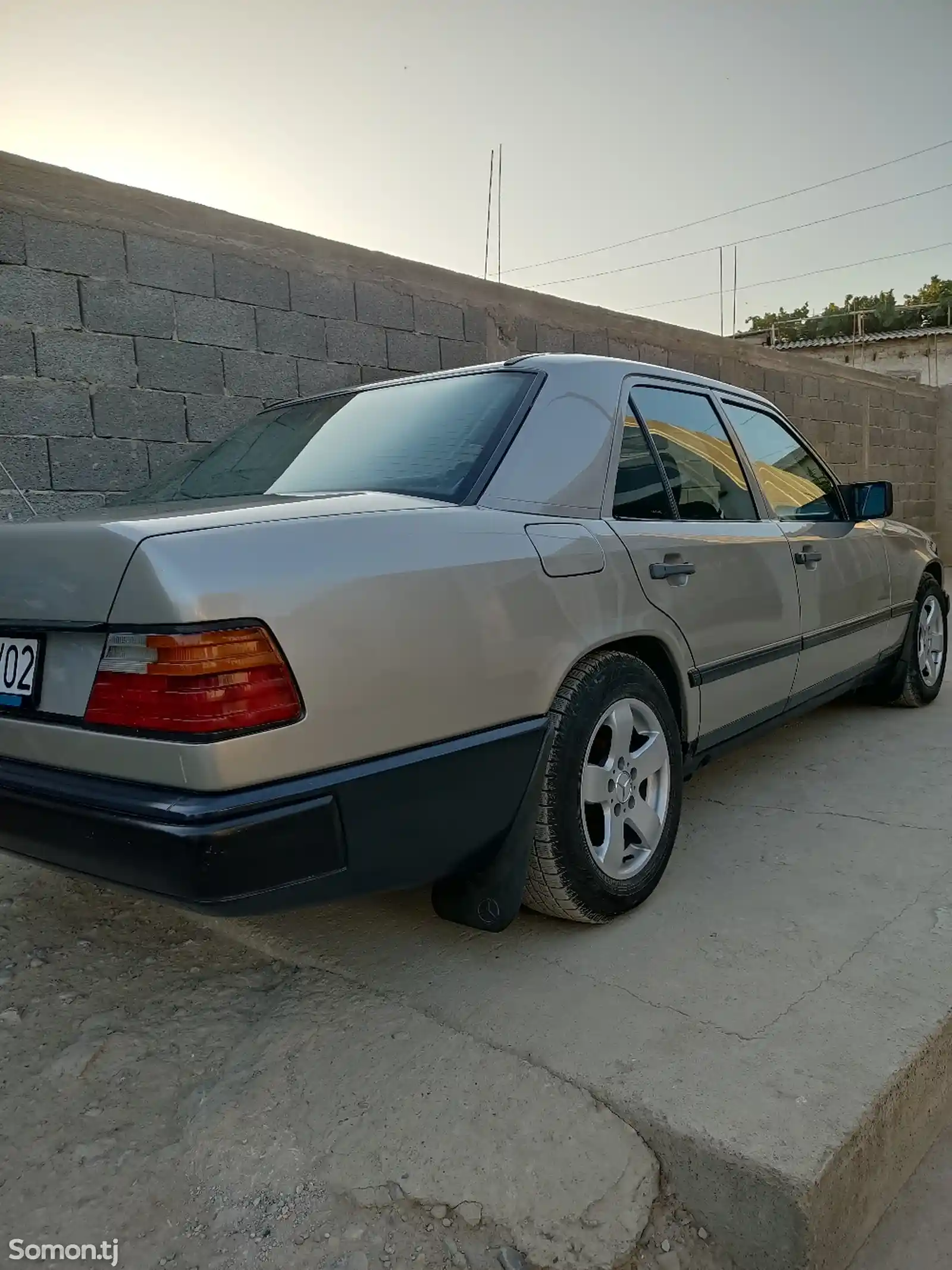 Mercedes-Benz C class, 1987-3