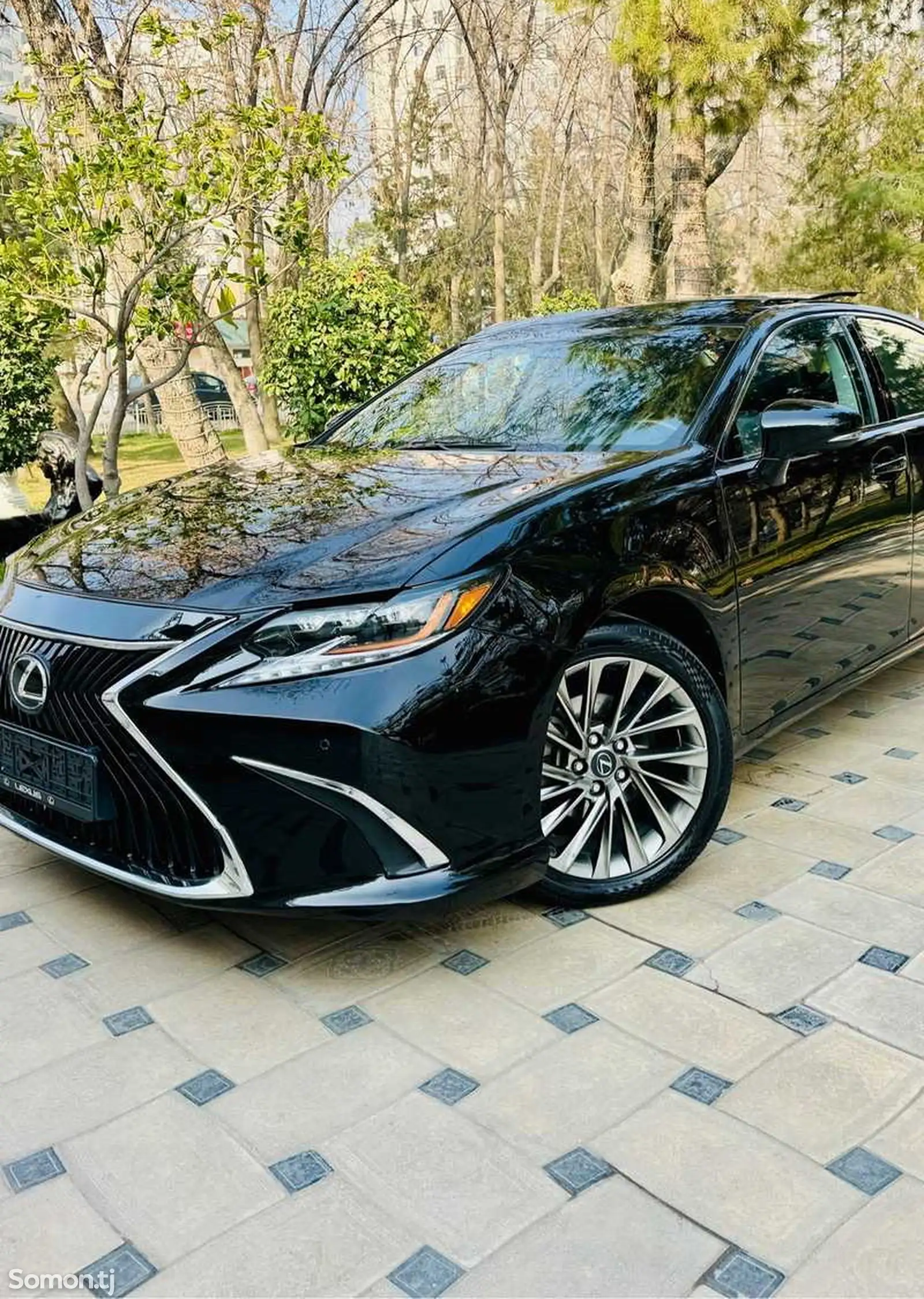 Lexus ES series, 2014-1