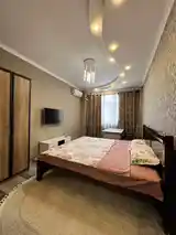 3-комн. квартира, 13 этаж, 115 м², Дом печать-8