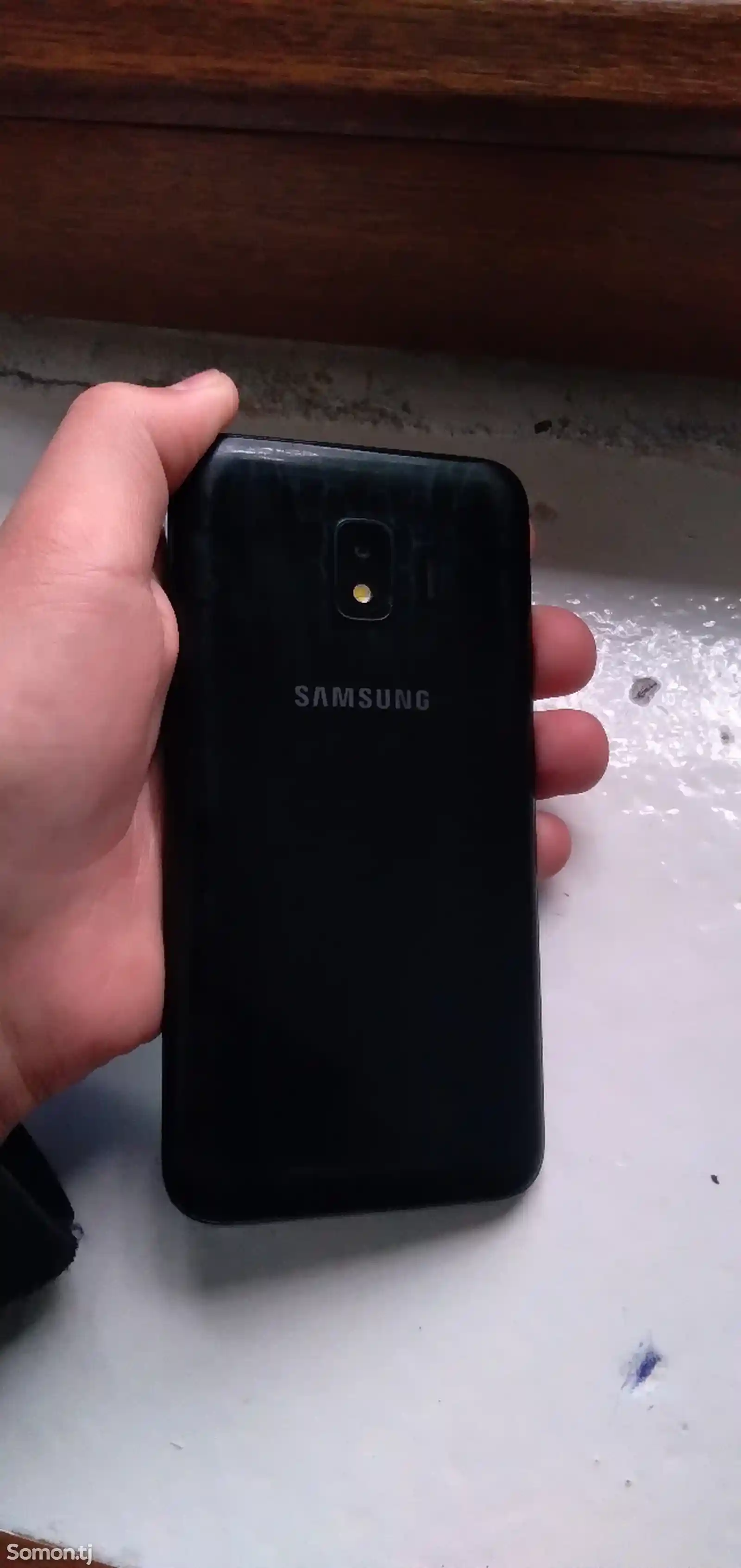Samsung Galaxy j2-1