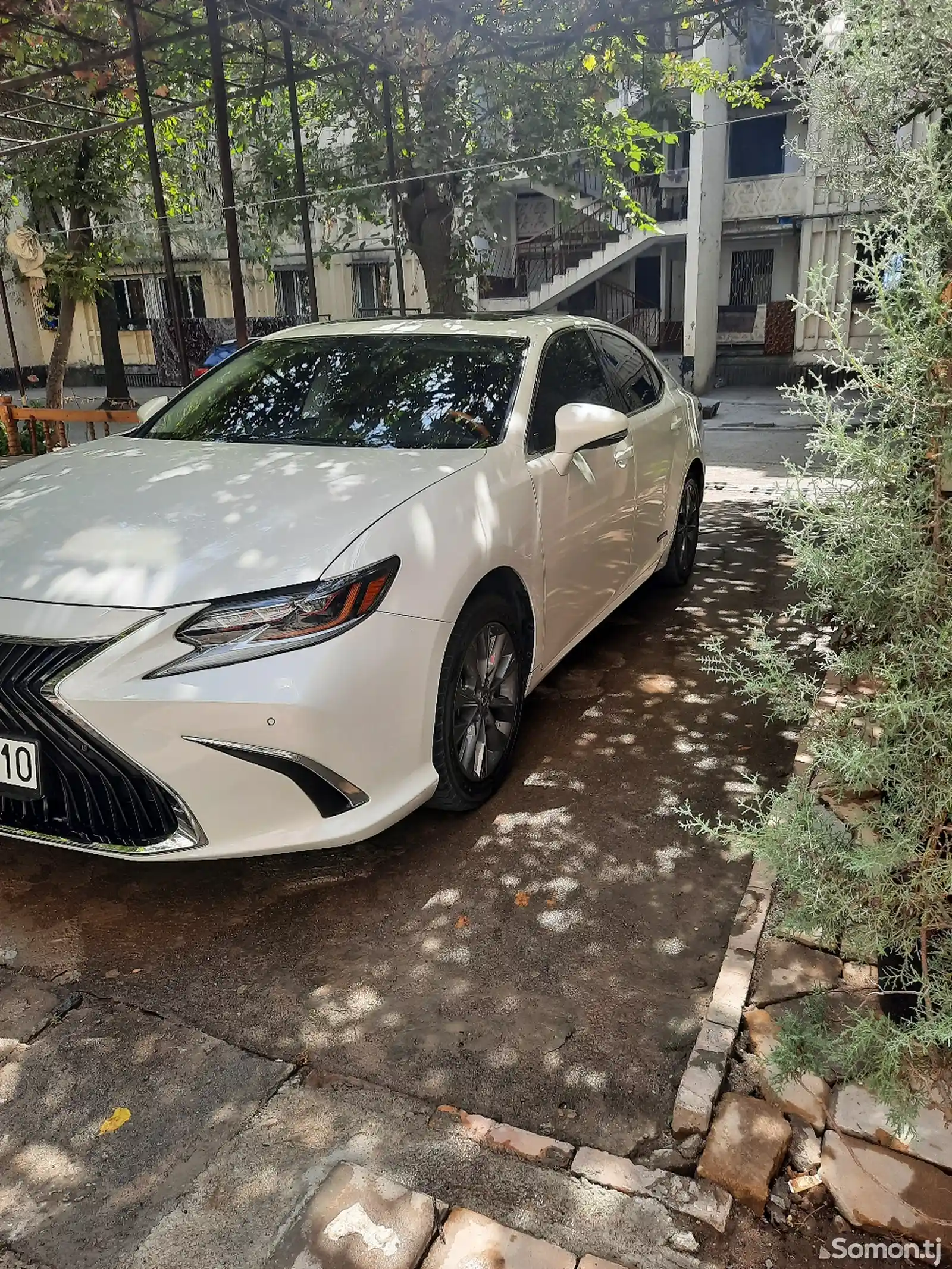 Lexus ES series, 2015-5