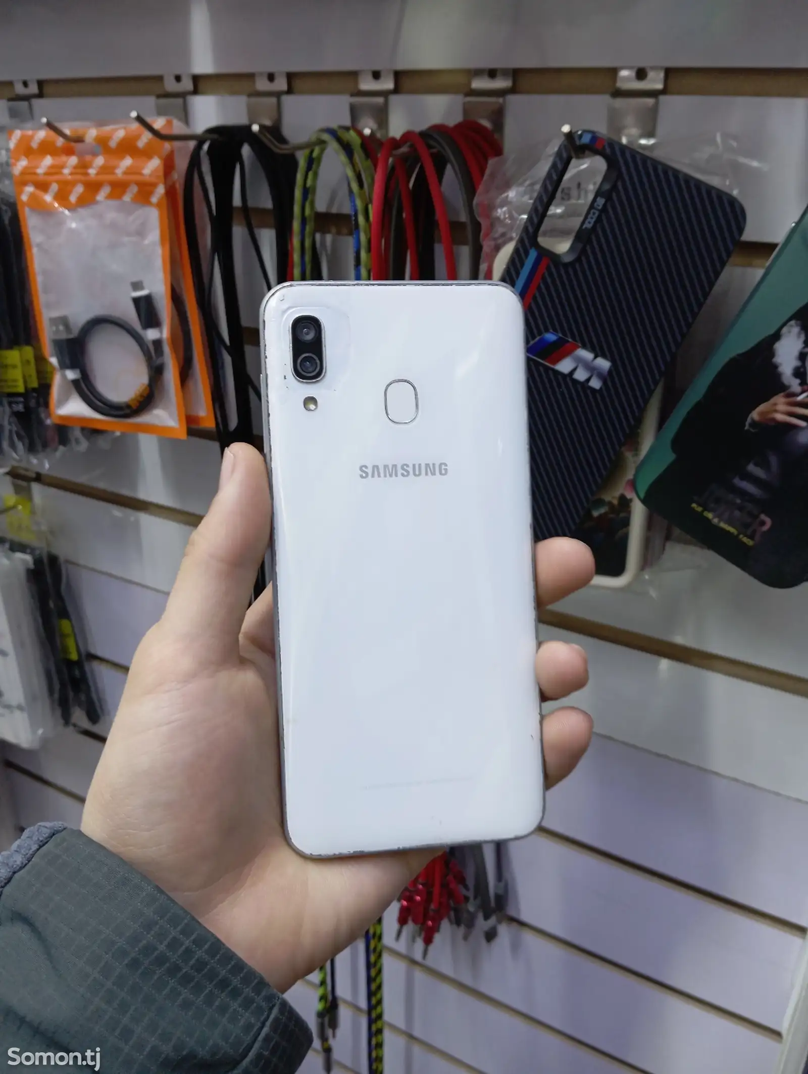 Samsung Galaxy A30-1