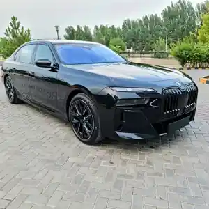 BMW 7 series, 2023