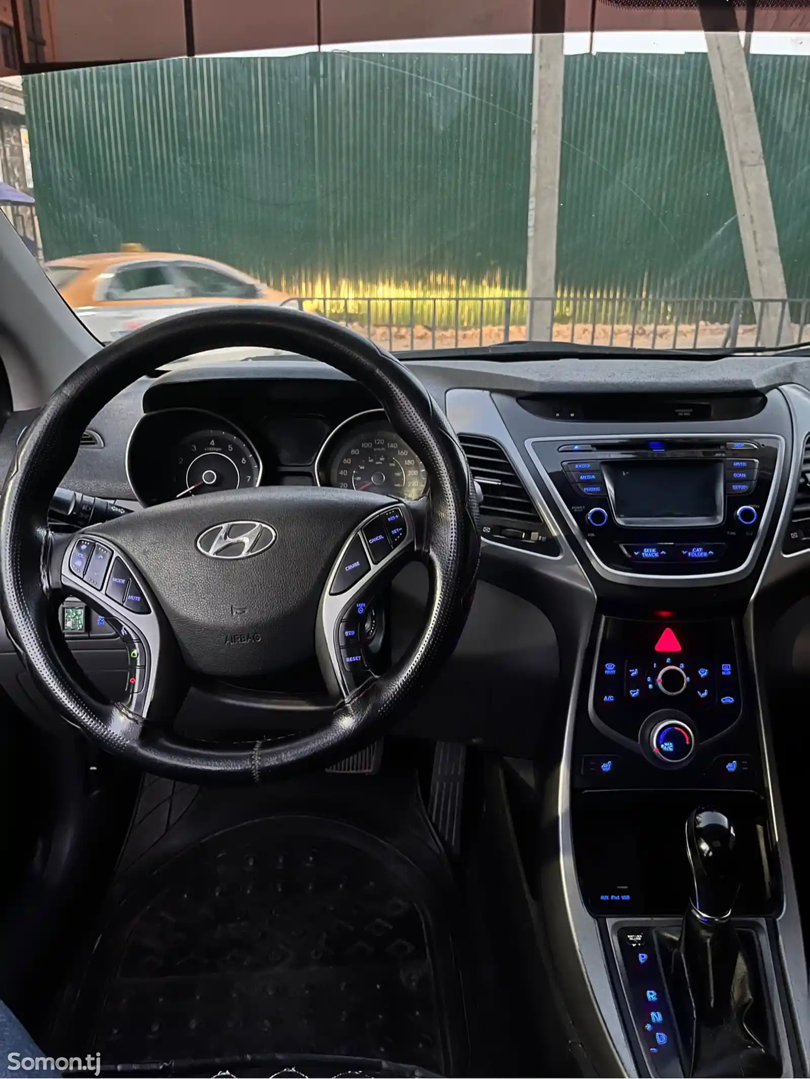 Hyundai Elantra, 2014-9