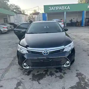 Toyota Camry, 2015