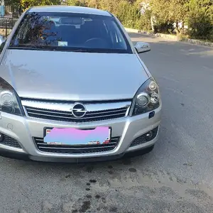 Opel Astra H, 2008