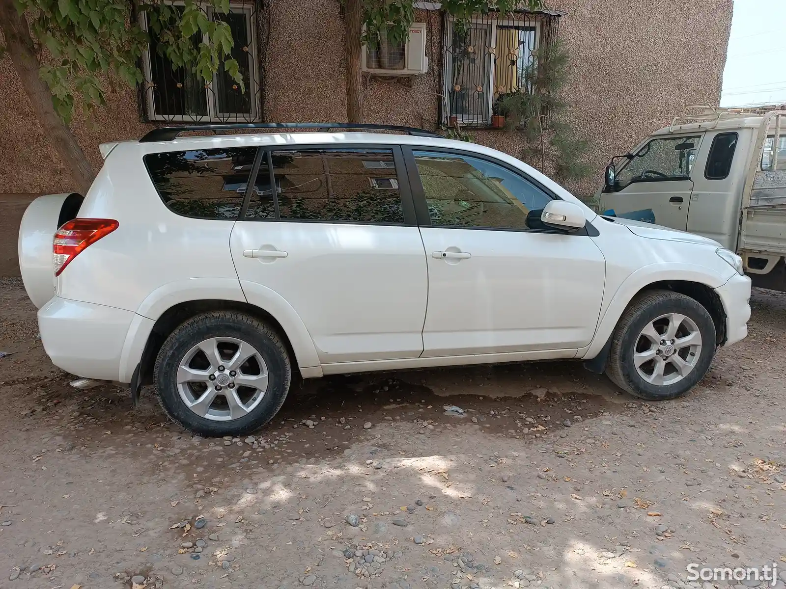 Toyota RAV 4, 2011-3