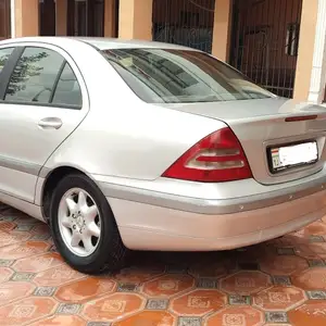 Mercedes-Benz C class, 2002