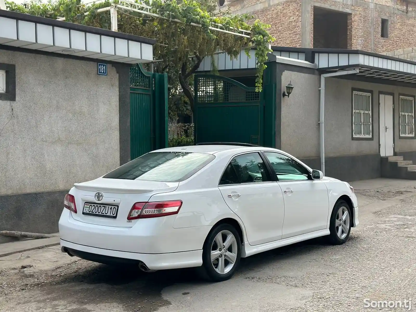 Toyota Camry, 2010-7