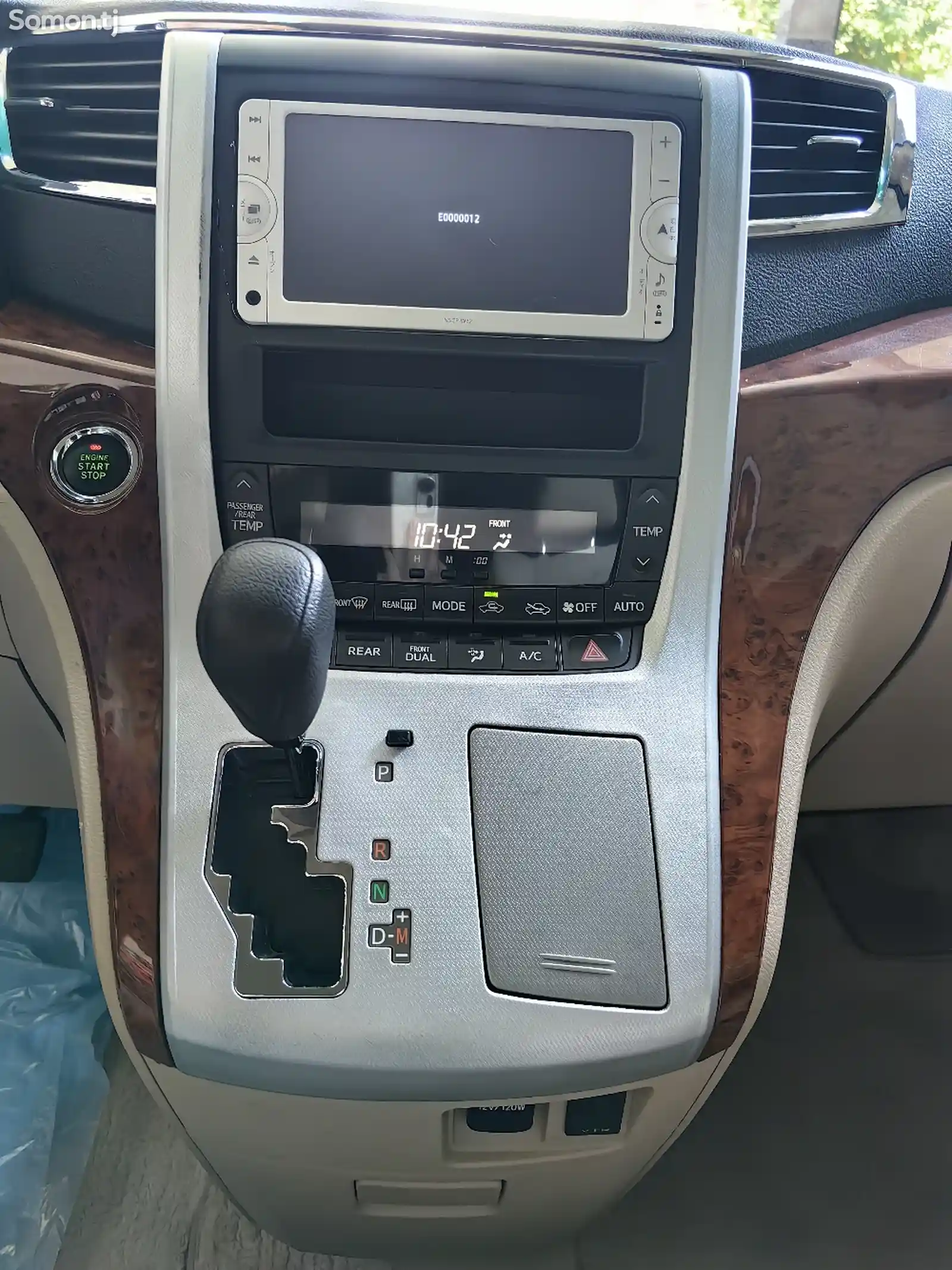 Toyota Vellfire, 2011-11