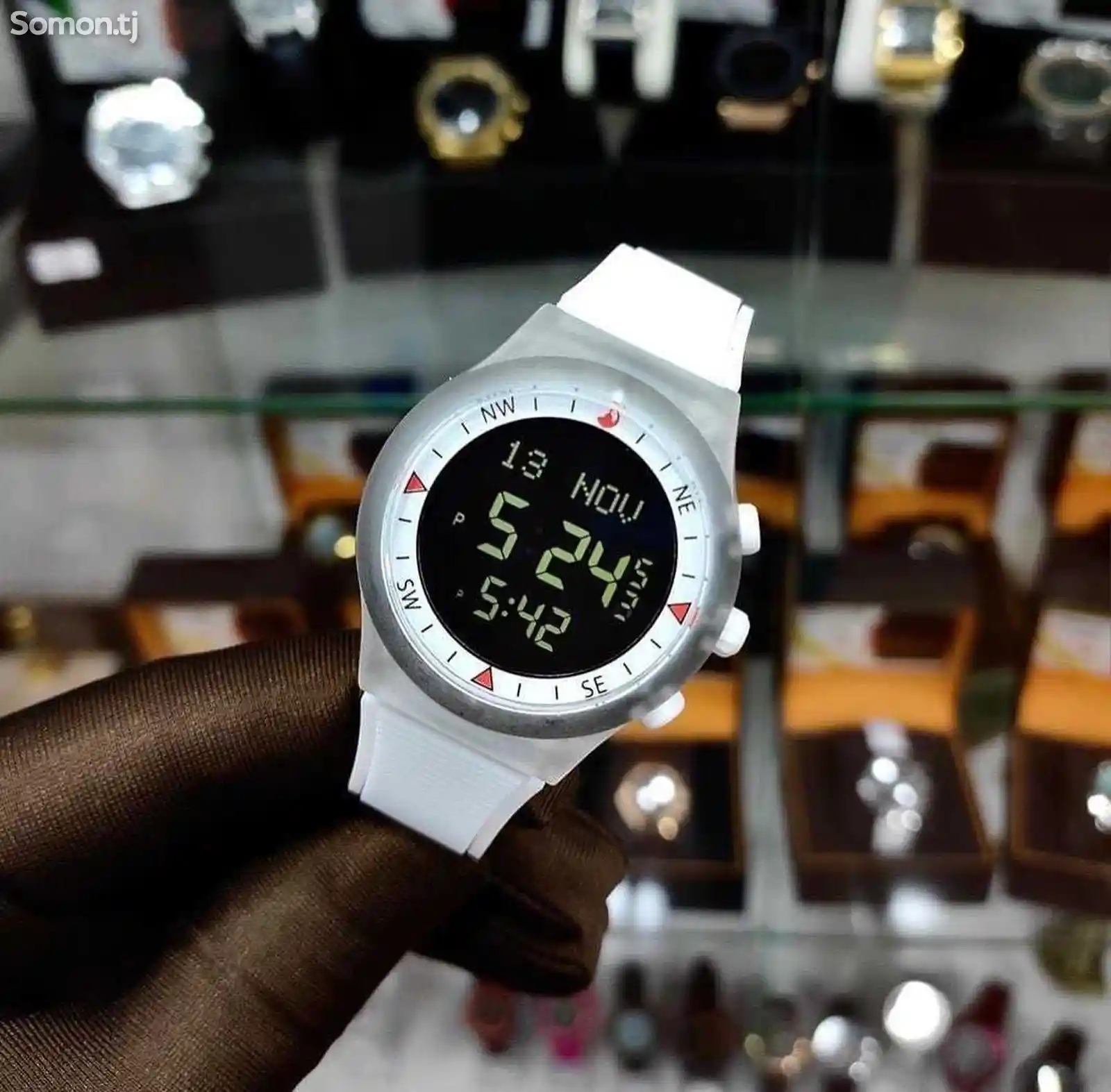 Исламские наручные часы Al Harameen 6506 с временами намазов-1