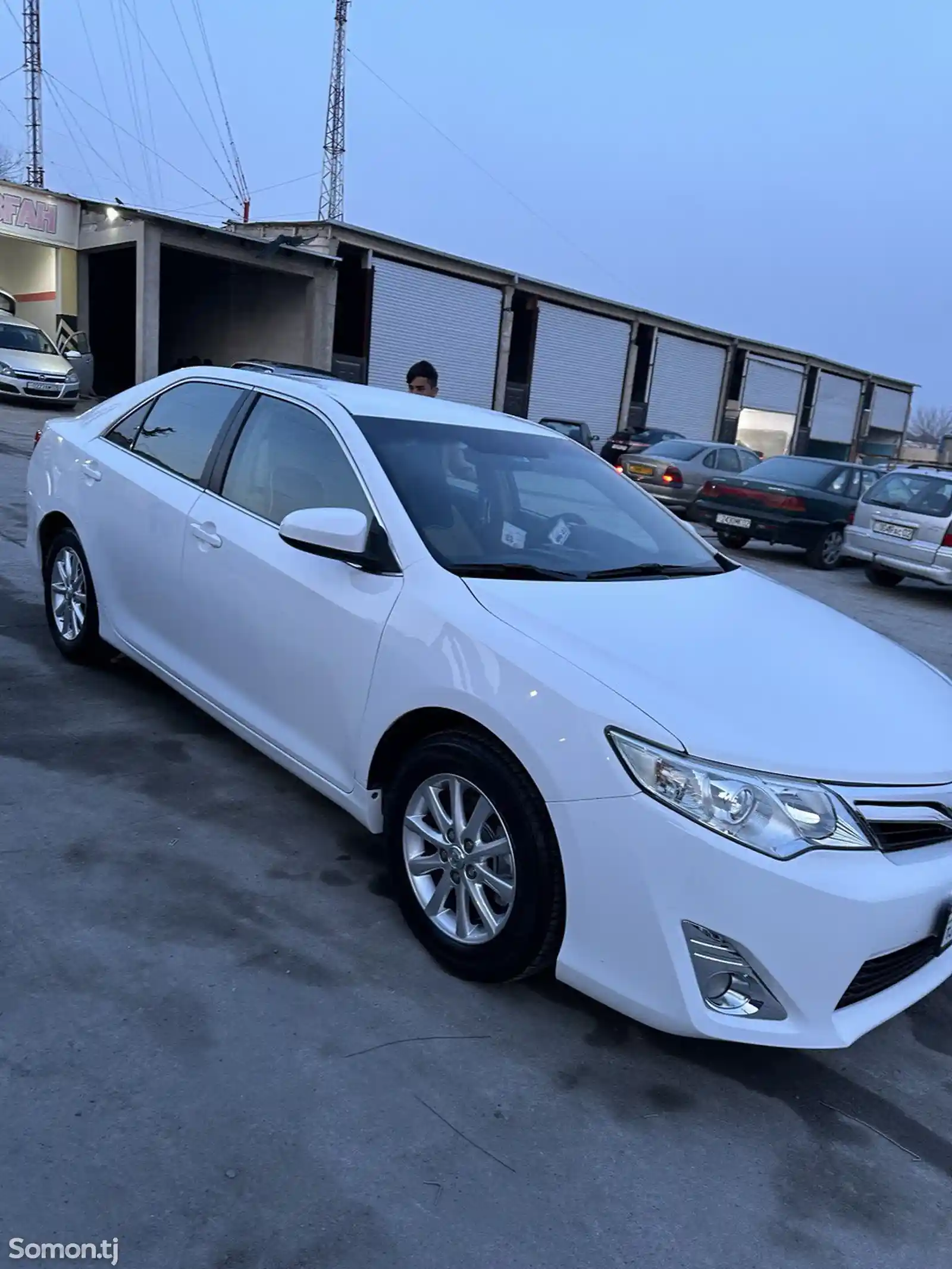 Toyota Camry, 2013-8