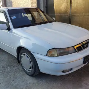 Daewoo Nexia, 1995