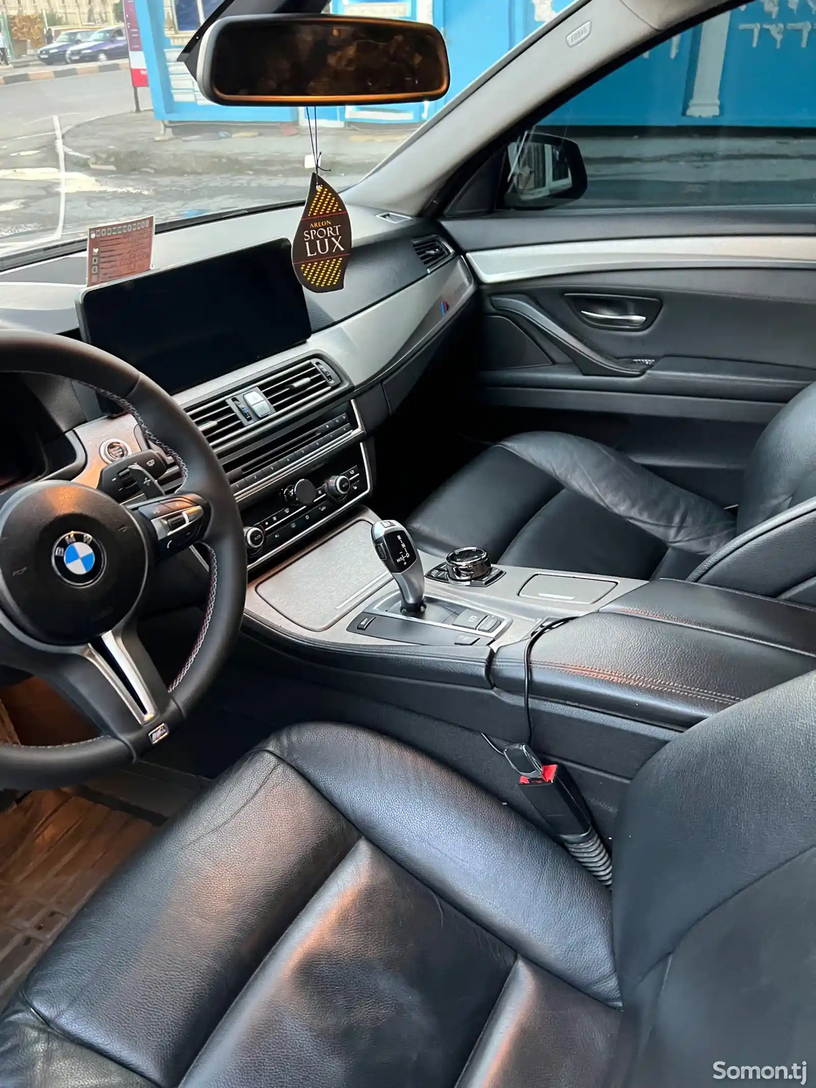 BMW 5 series, 2011-12