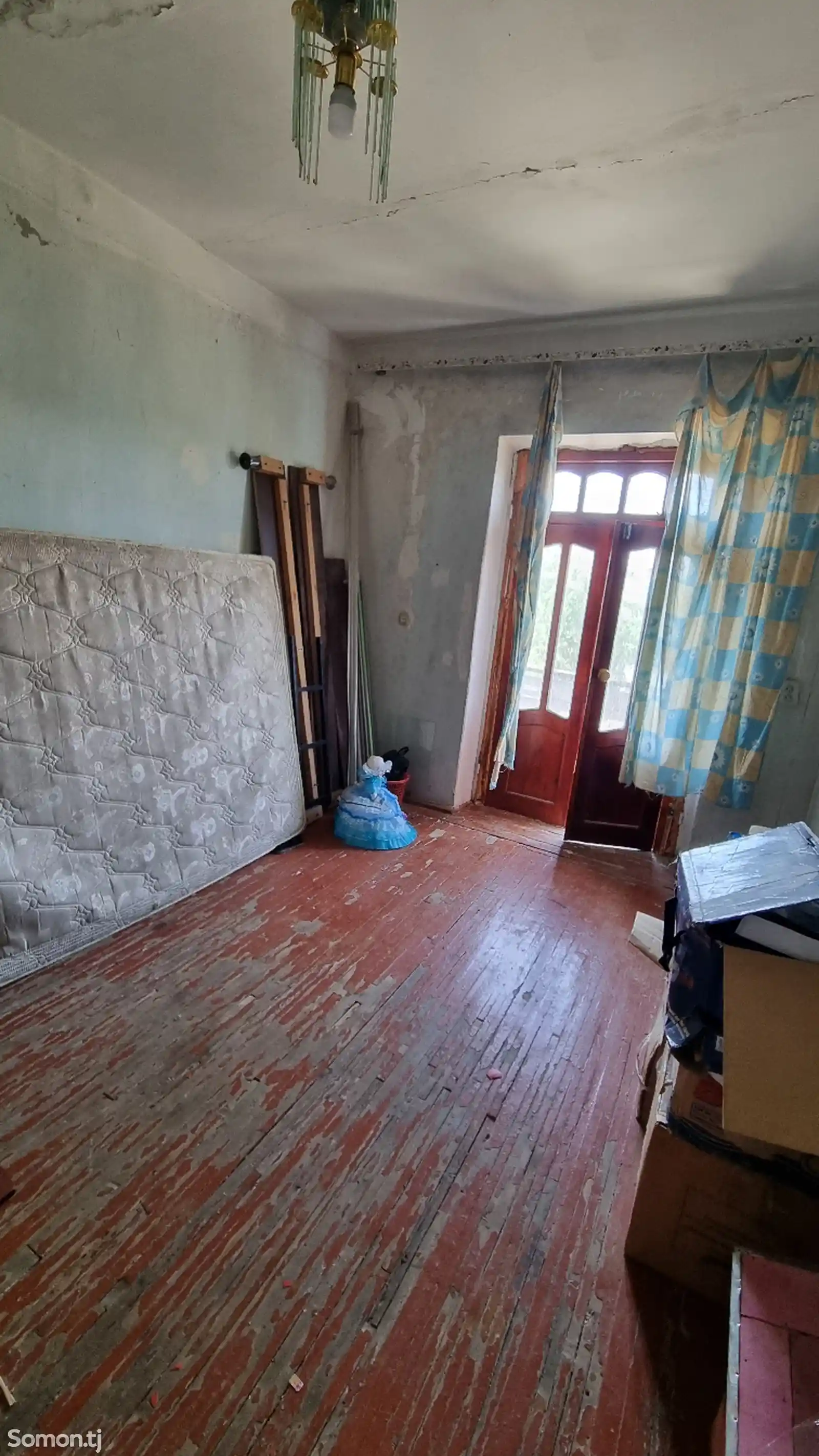 3-комн. квартира, 4 этаж, 60 м², ул.Мирзо Турсундзода д.20-16