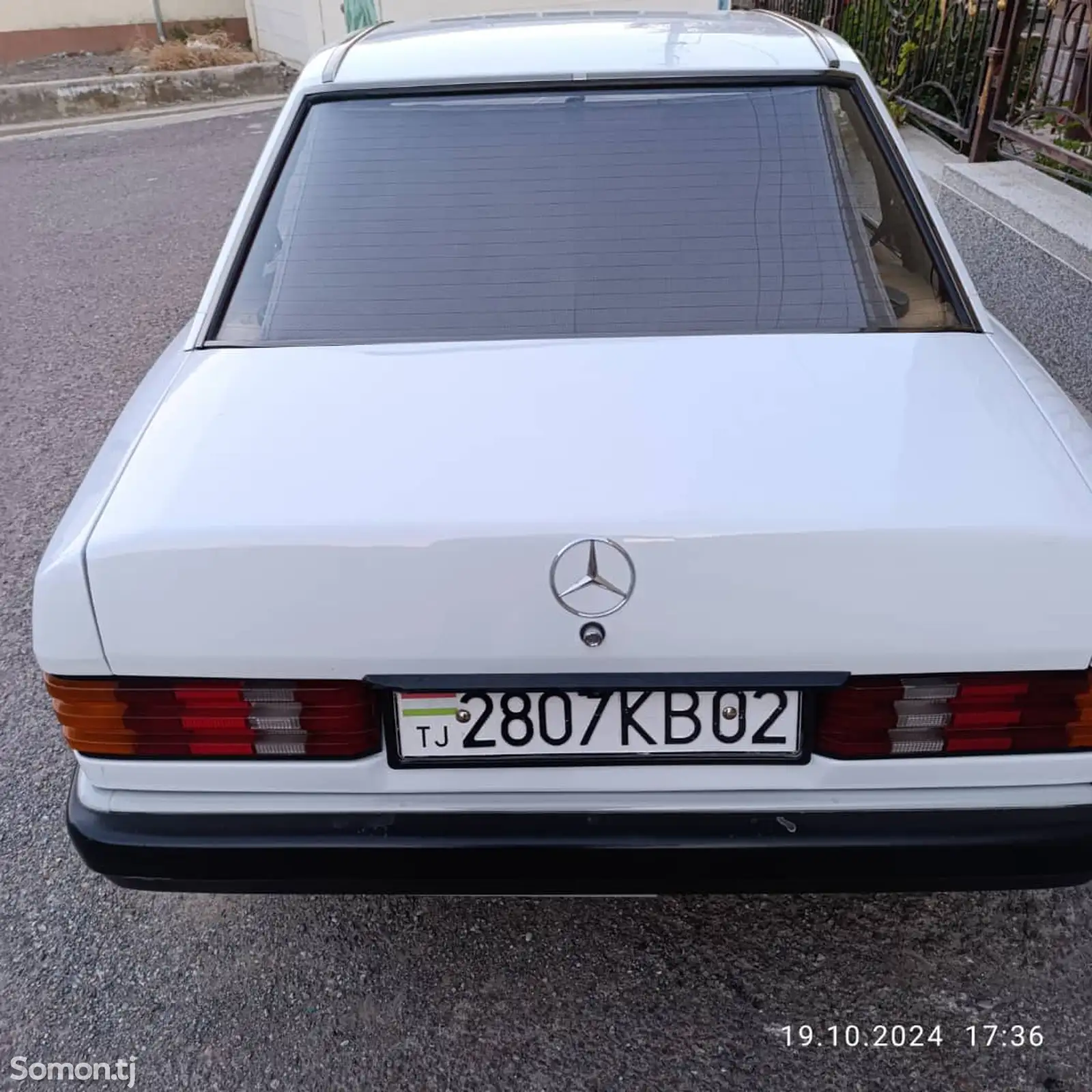 Mercedes-Benz W201, 1991-1