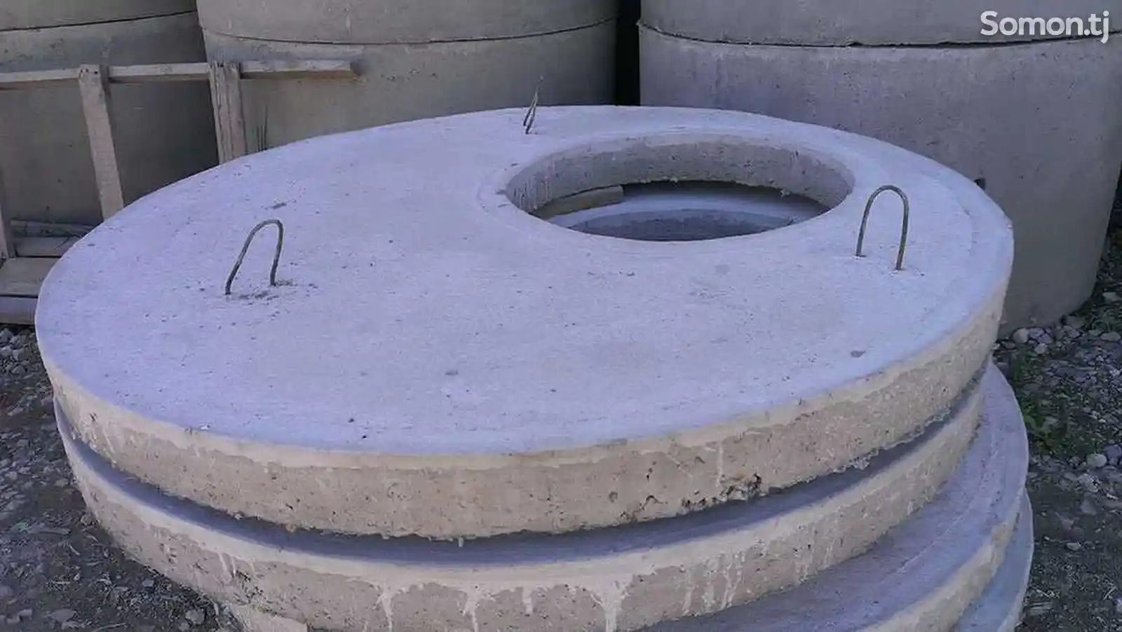 Крышка бетонного кольца - 1.7 без люка B.S.D.-1