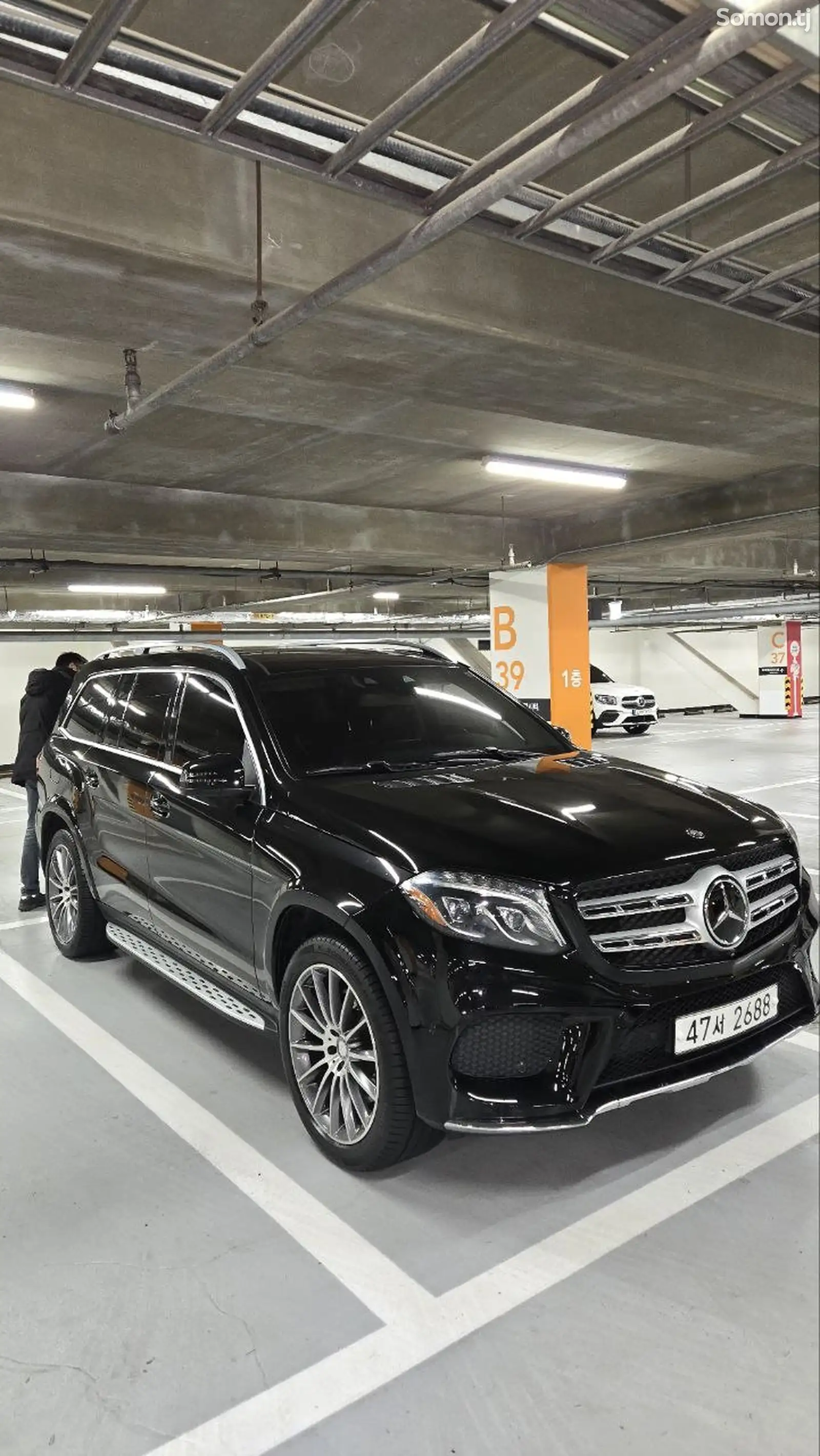 Mercedes-Benz GLS, 2017-1