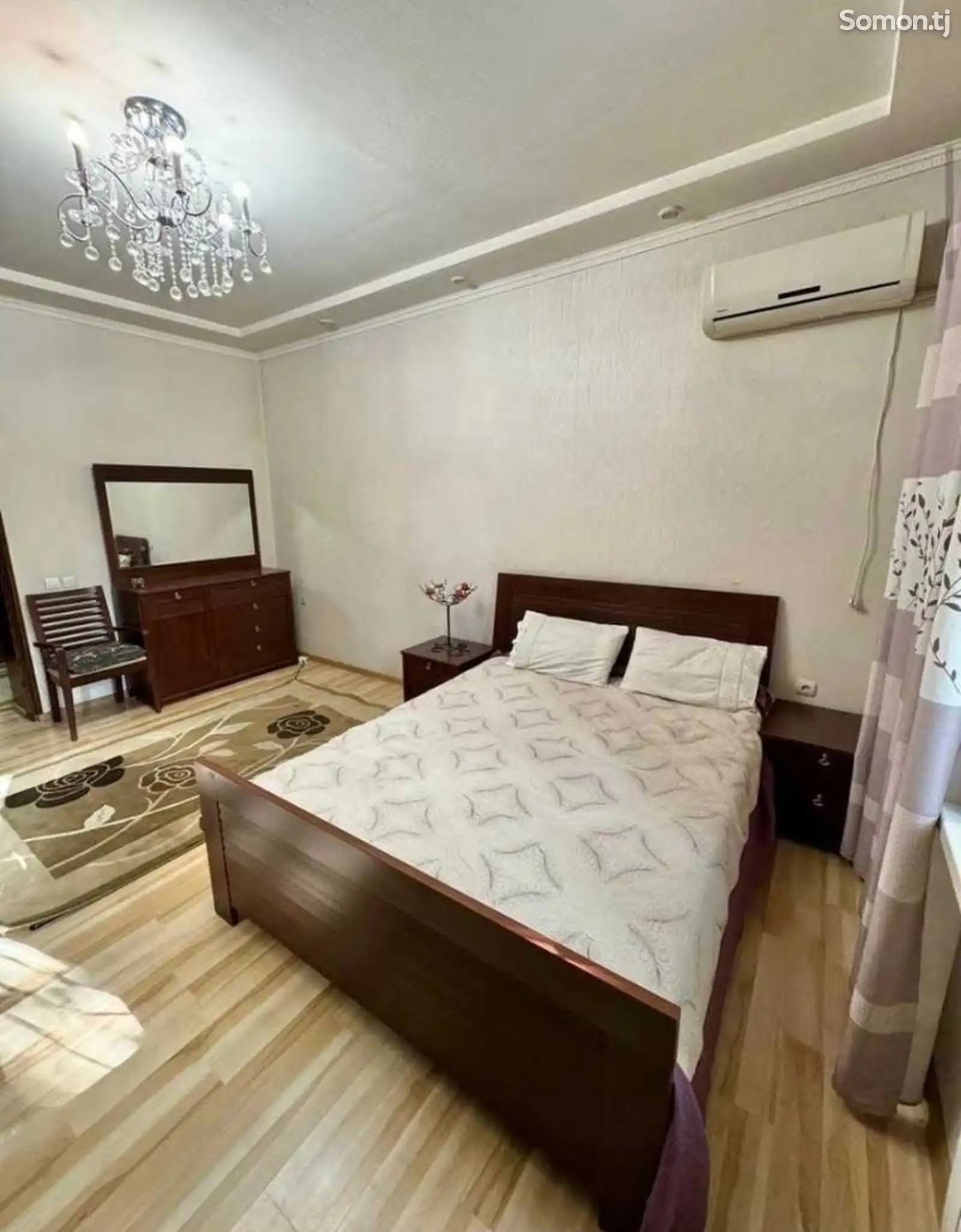 3-комн. квартира, 1 этаж, 80м², дар Славянский университет-1