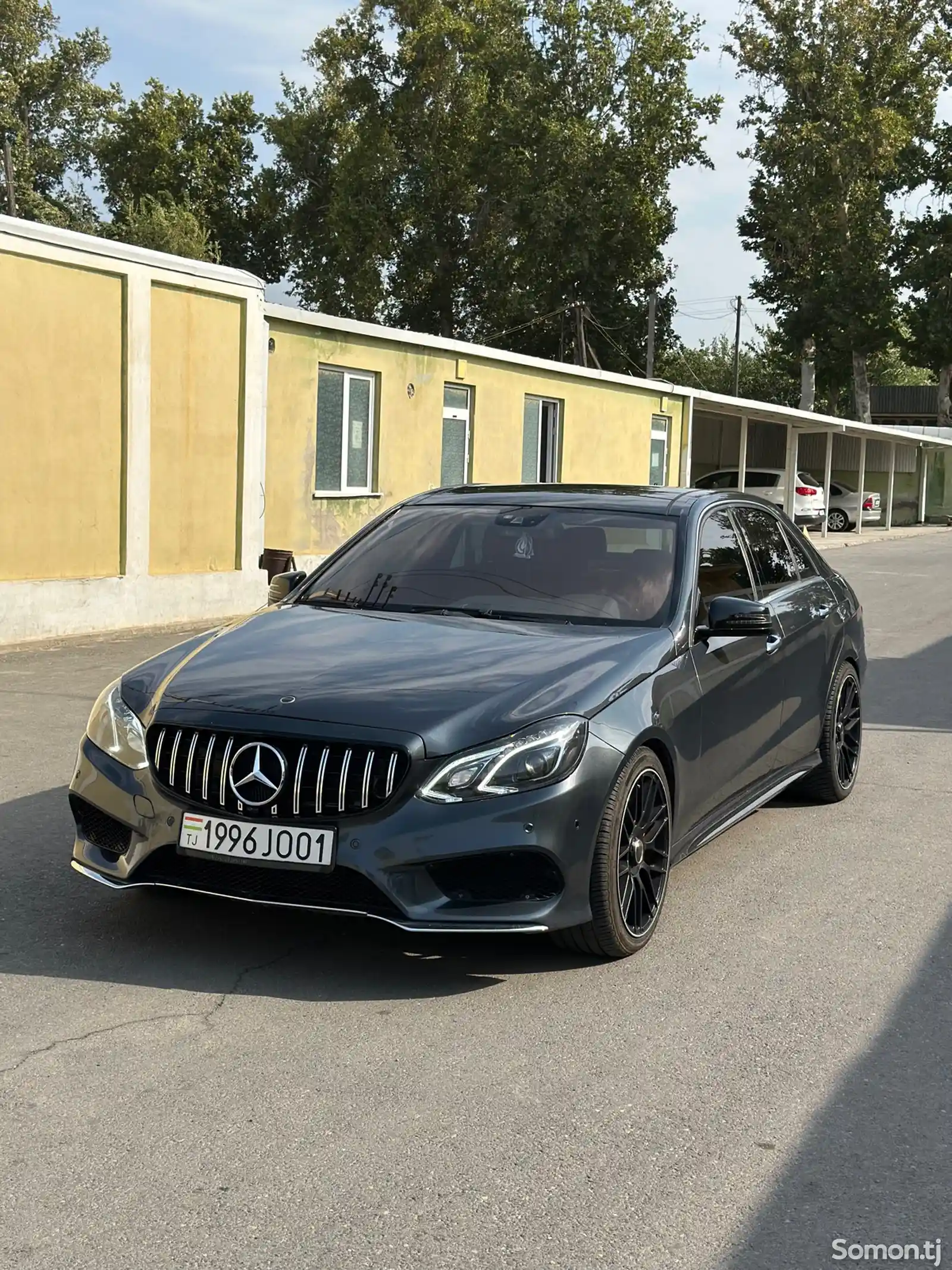 Mercedes-Benz E class, 2011-3