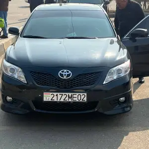 Toyota Camry, 2011