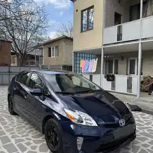 Toyota Prius, 2014