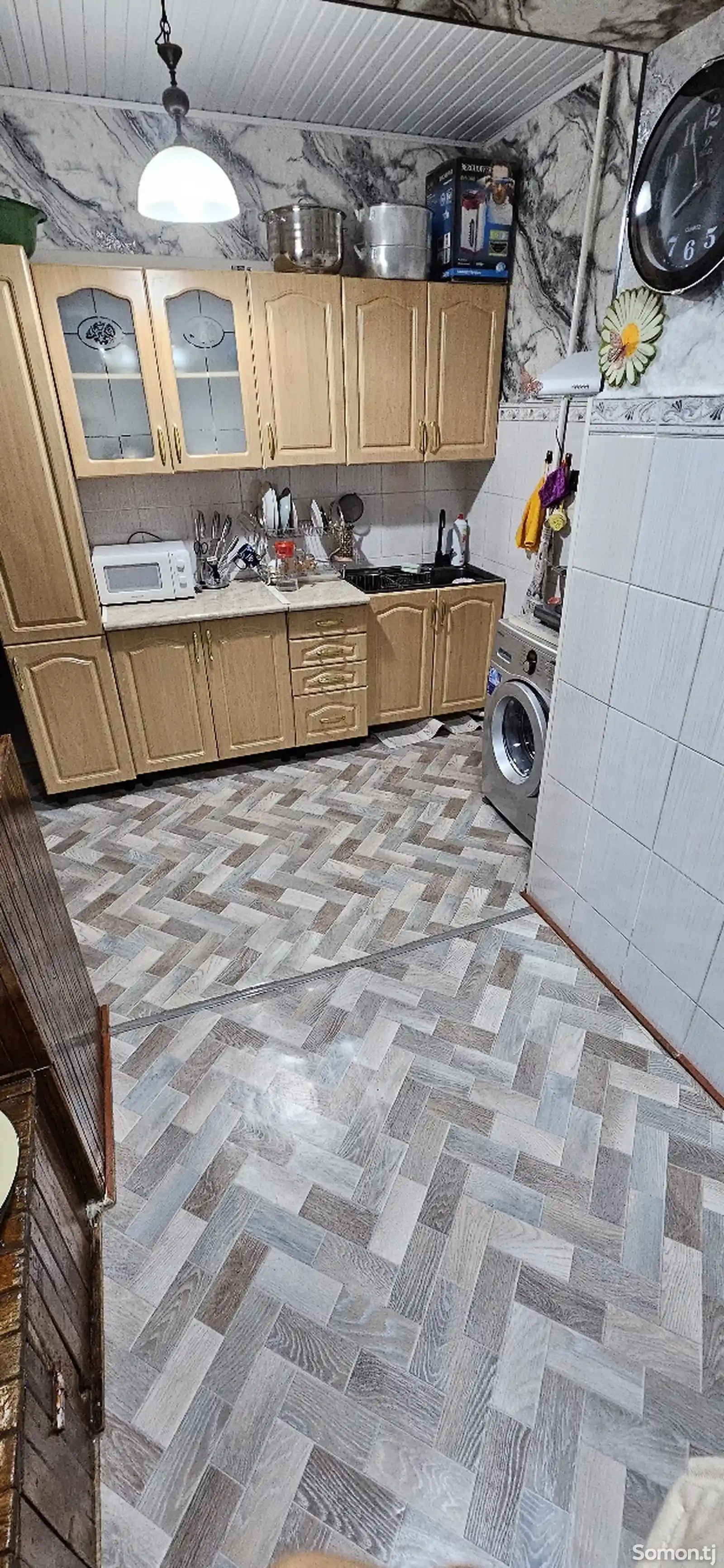 3-комн. квартира, 1 этаж, 60 м², Сино-6