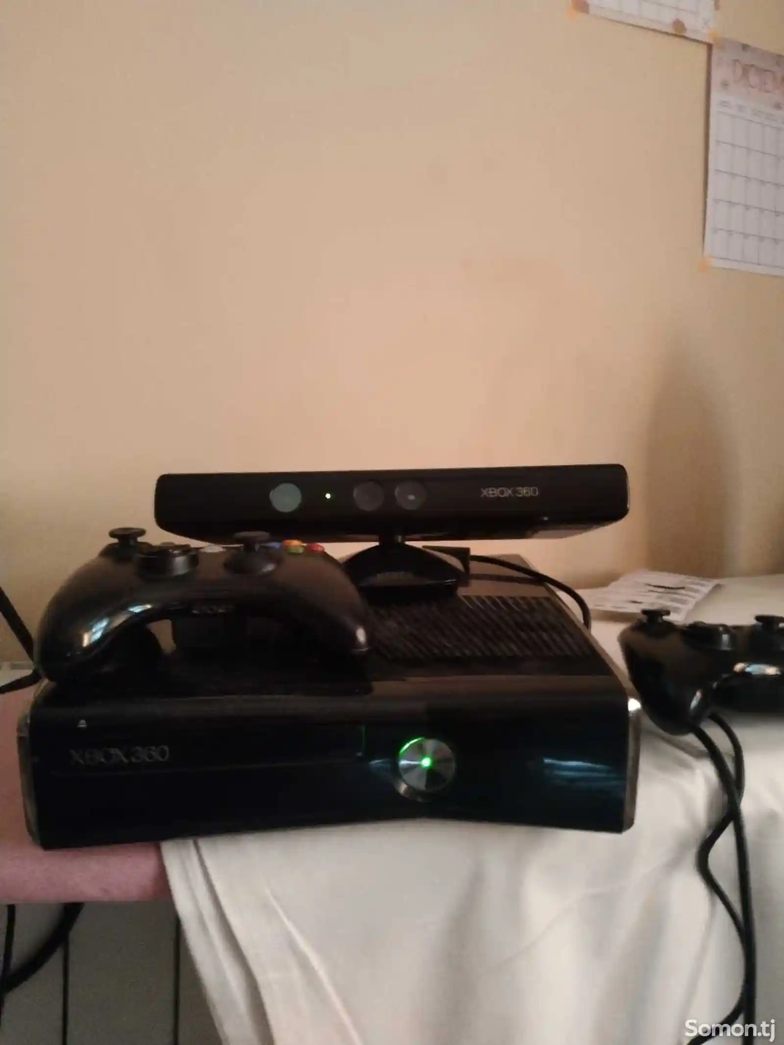 Игровая приставка Microsoft Xbox 360-1