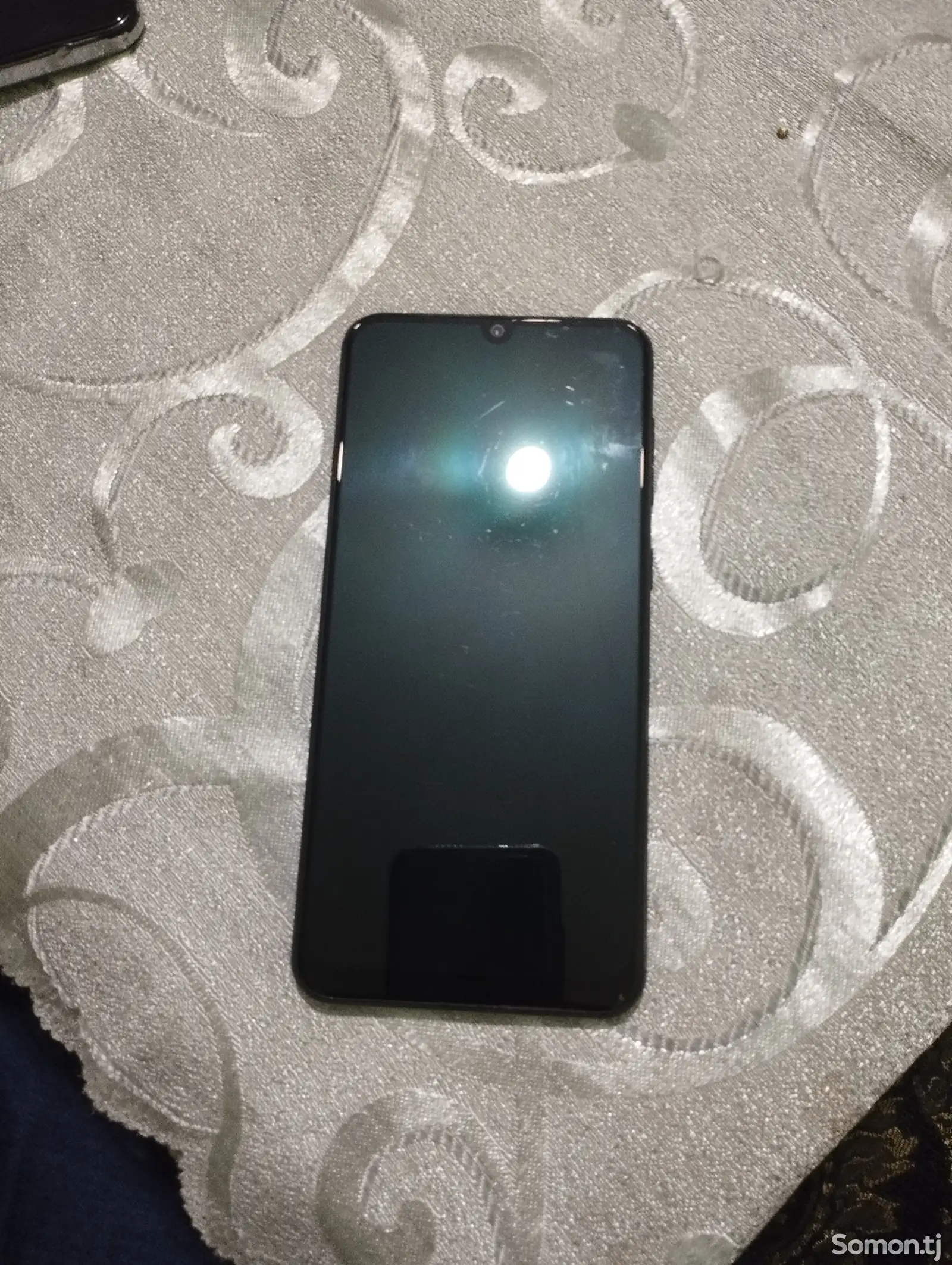 Samsung Galaxy A30-1