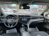 Toyota Camry, 2018-4