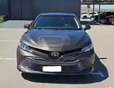 Toyota Camry, 2020-3