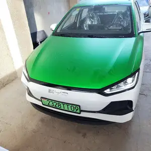 BYD E2, 2024