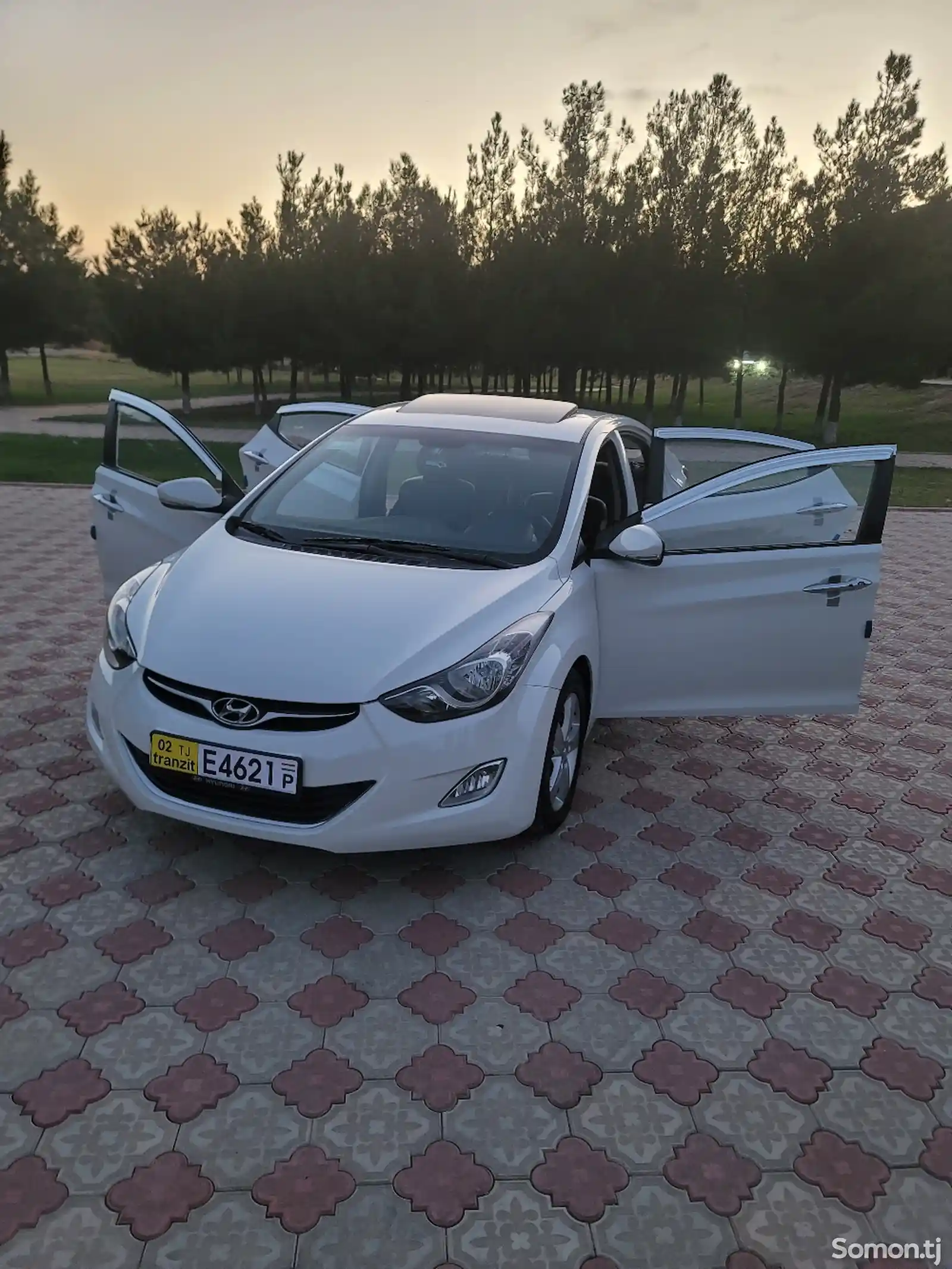 Hyundai Avante, 2011-11