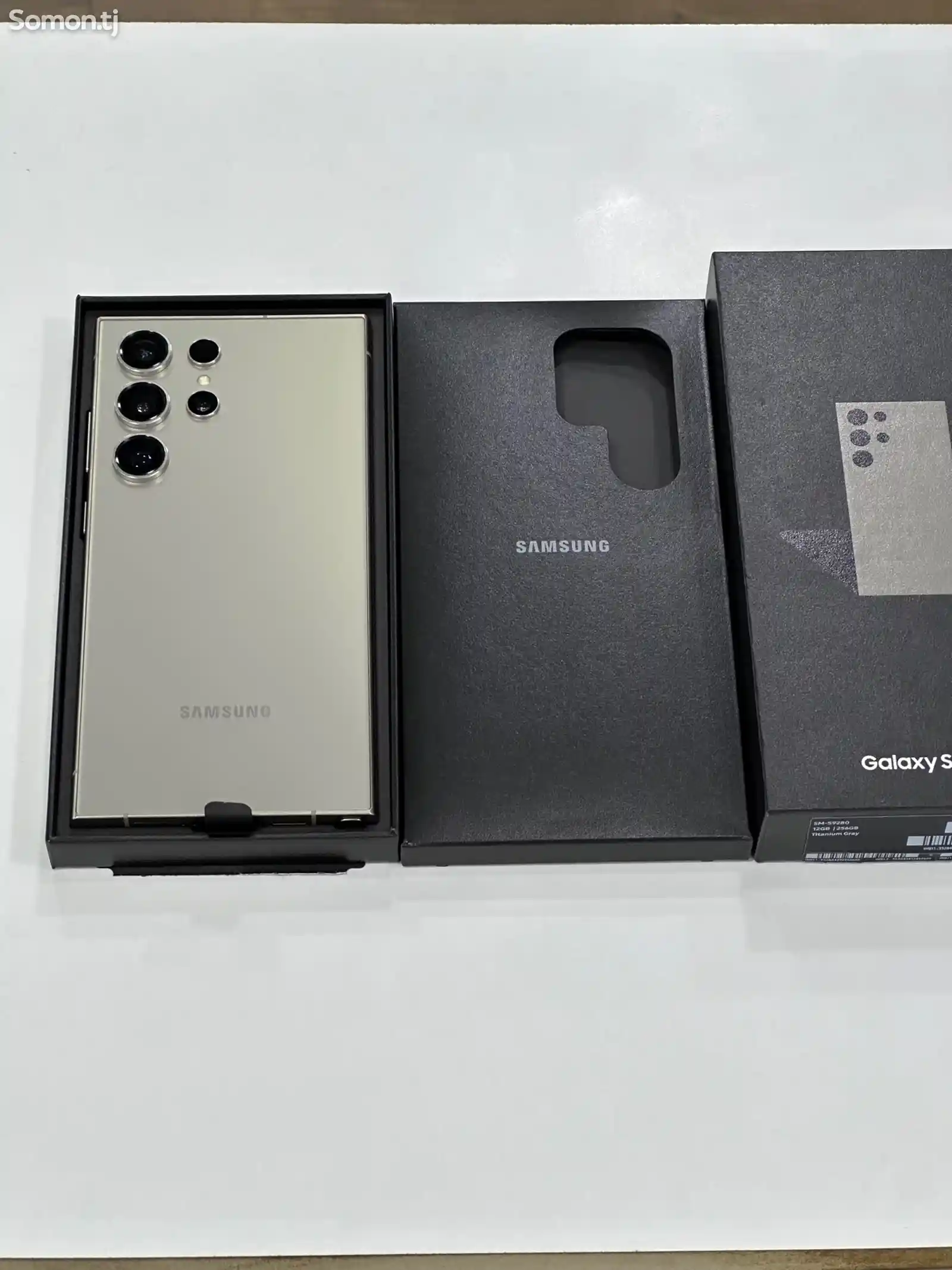 Samsung Galaxy S24 Ultra 256gb Titanium Gray-9