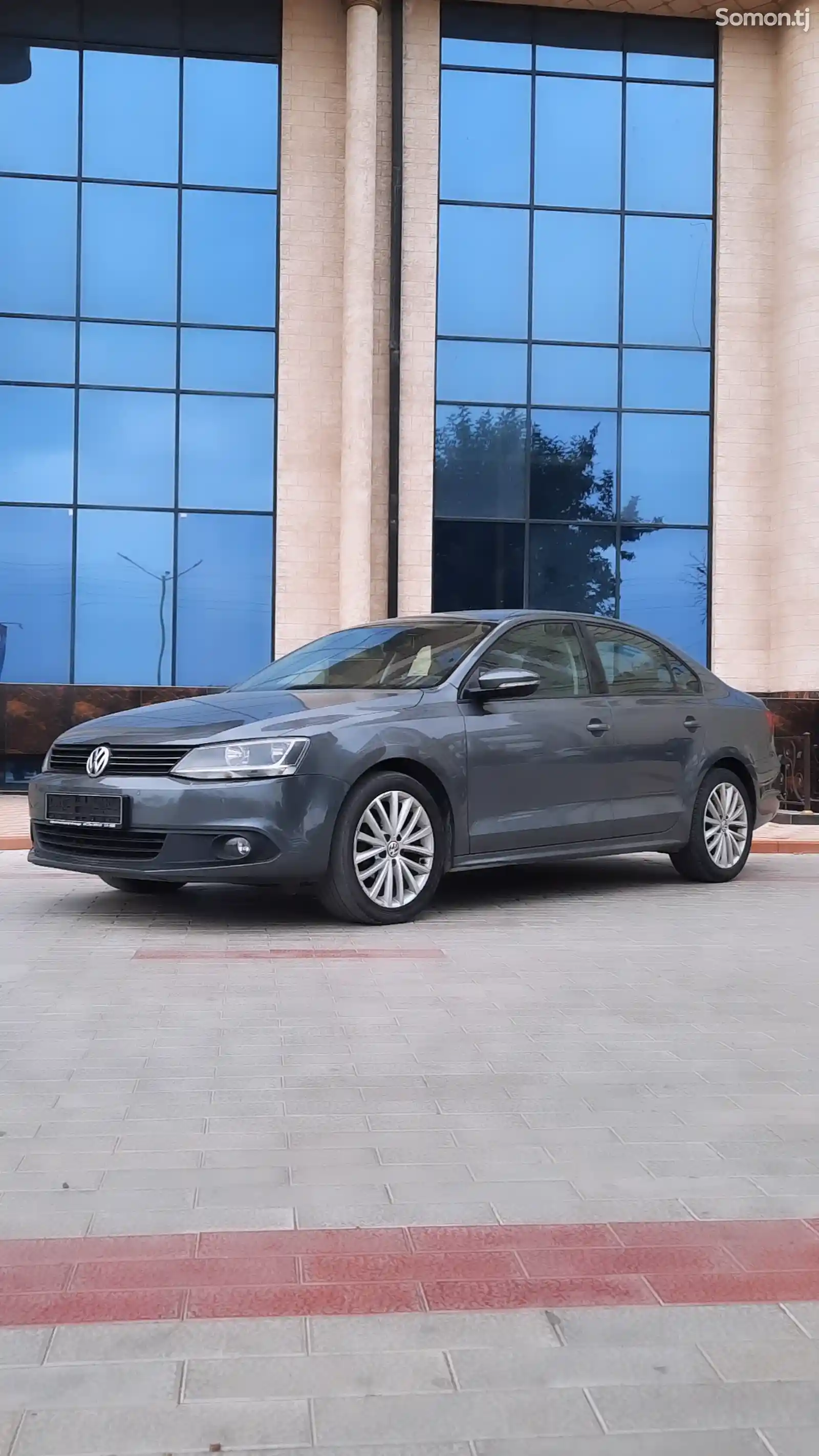 Volkswagen Jetta, 2014-3