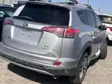 Toyota RAV 4, 2017-7