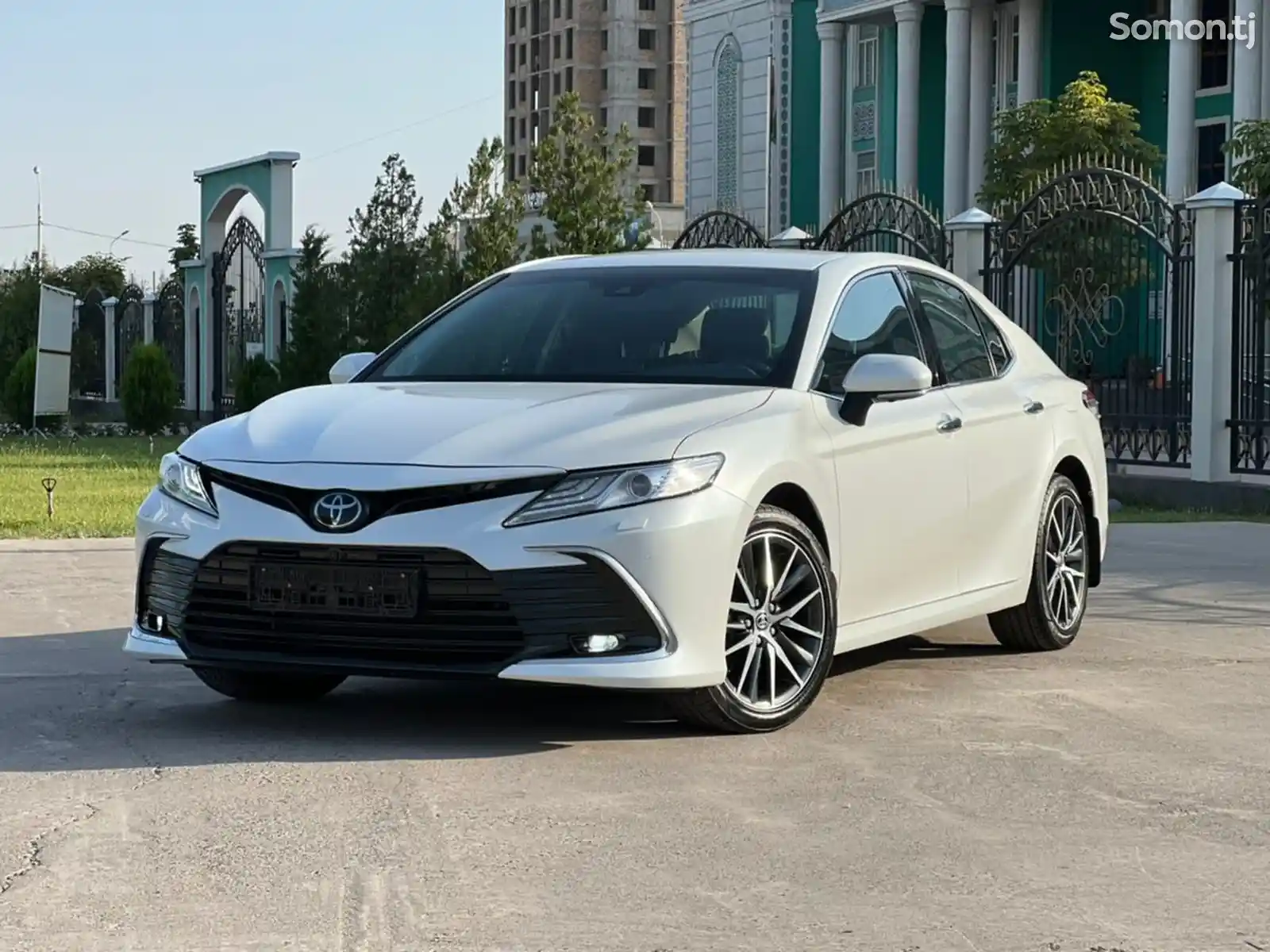 Toyota Camry, 2022-3