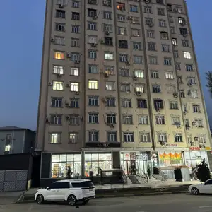 2-комн. квартира, 5 этаж, 110 м². Фирдавси