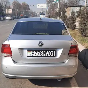 Volkswagen Polo, 2013